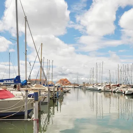 公寓 Stunning In En Roussillon